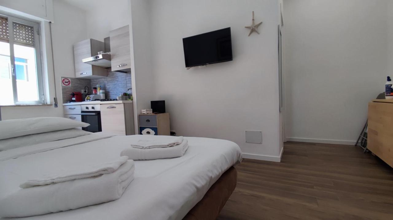 Appartamento Roma Casa Vacanza Sea House Rome 50 Metri Dal Mare Lido di Ostia Exterior foto