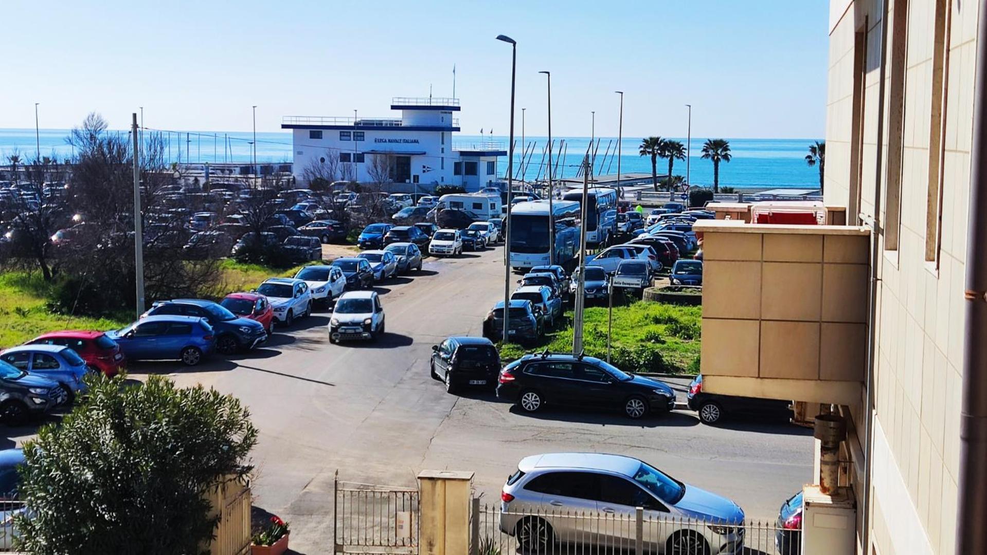 Appartamento Roma Casa Vacanza Sea House Rome 50 Metri Dal Mare Lido di Ostia Exterior foto